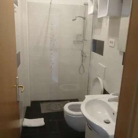 Apartman Apartma Rok *