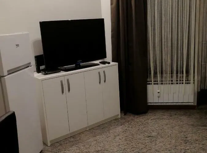 Apartma Rok أنكاران